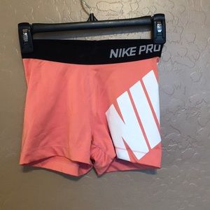 Women’s Nike pros